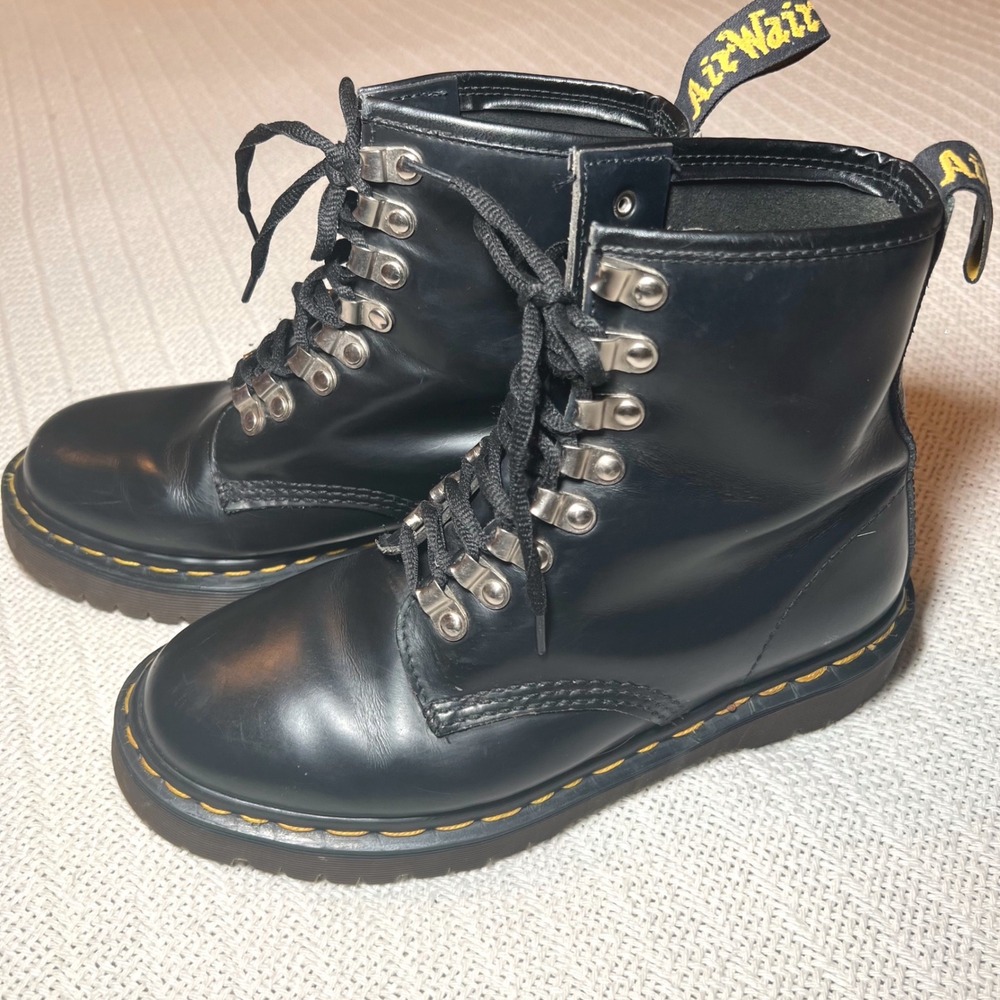 Vintage 90s Dr. Martens Made in England Black Leather Boots Womens 9 Mens 7